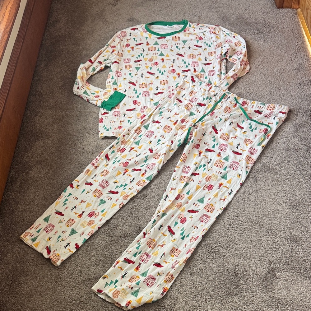 LC Lauren Conrad Christmas Pajama Set SIZE XLT Holiday Print Lounge